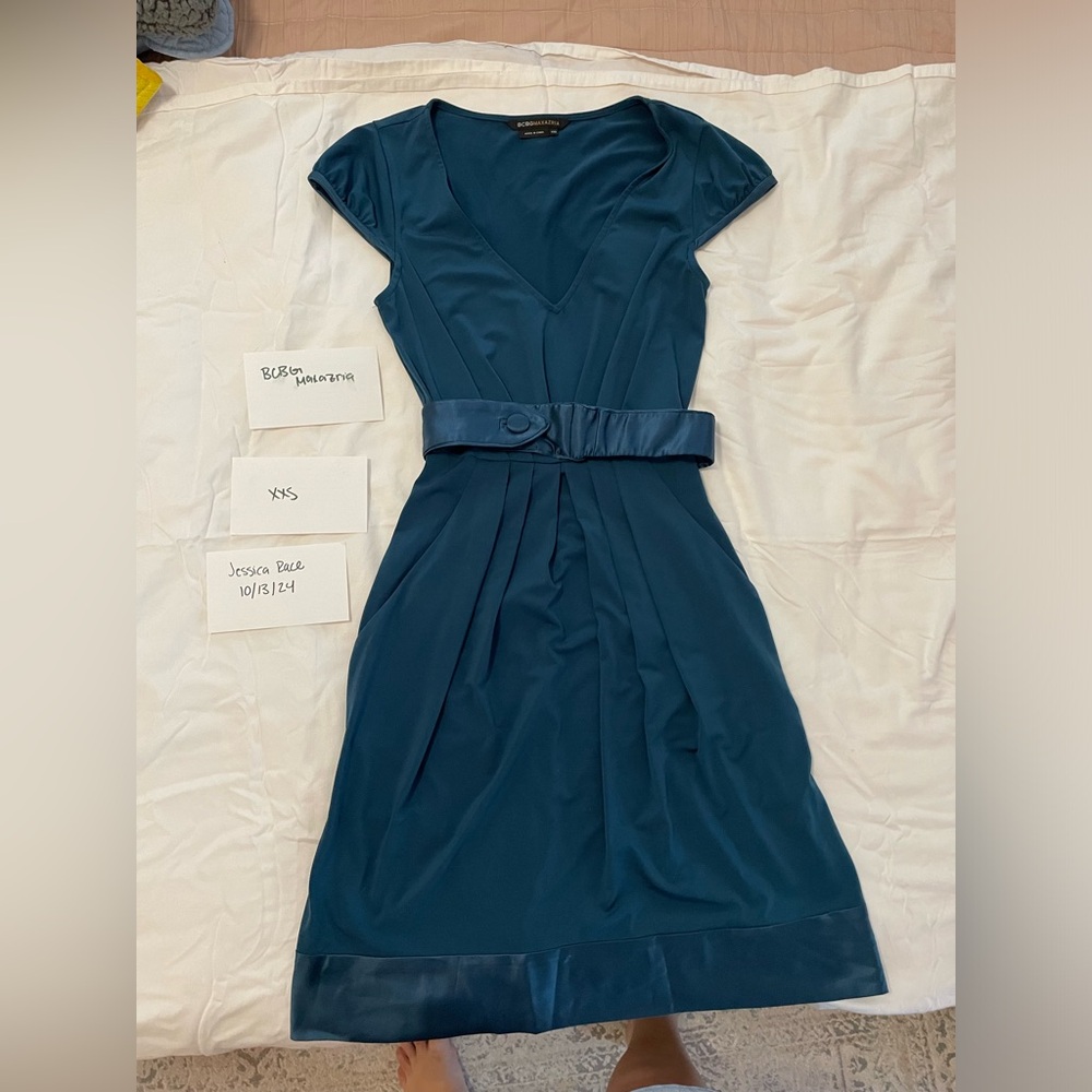 Size XXS BCBGMAXAZARIA blue cap sleeved dress